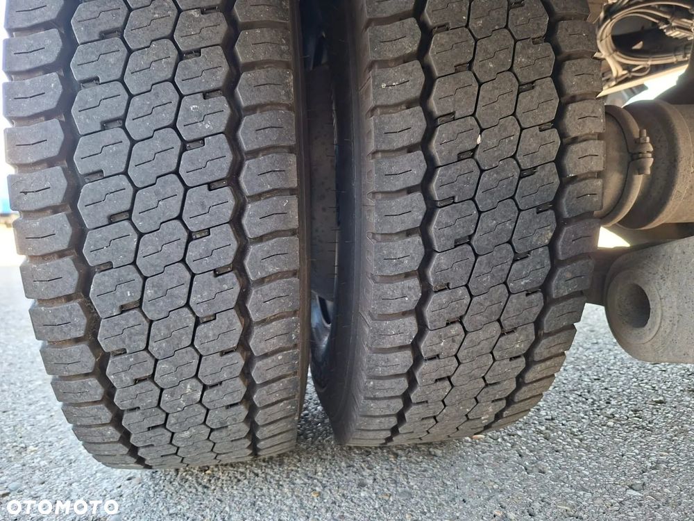 Mercedes-Benz Atego 1527 burto-firana z windą 7.2m SUPER STAN / GLOB / SYPIALNY / z Niemiec - 36