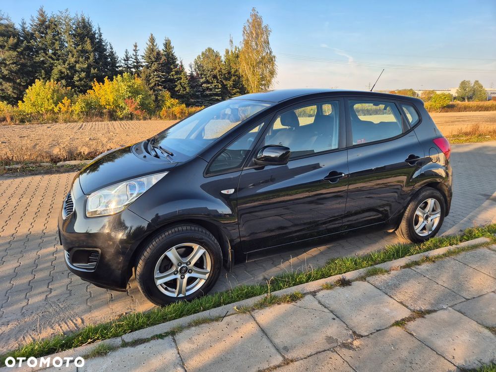 Kia Venga - 17