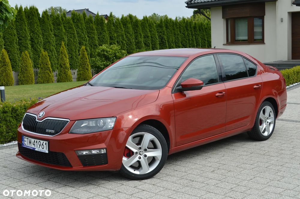 Skoda Octavia 2.0 TDI RS DSG - 1