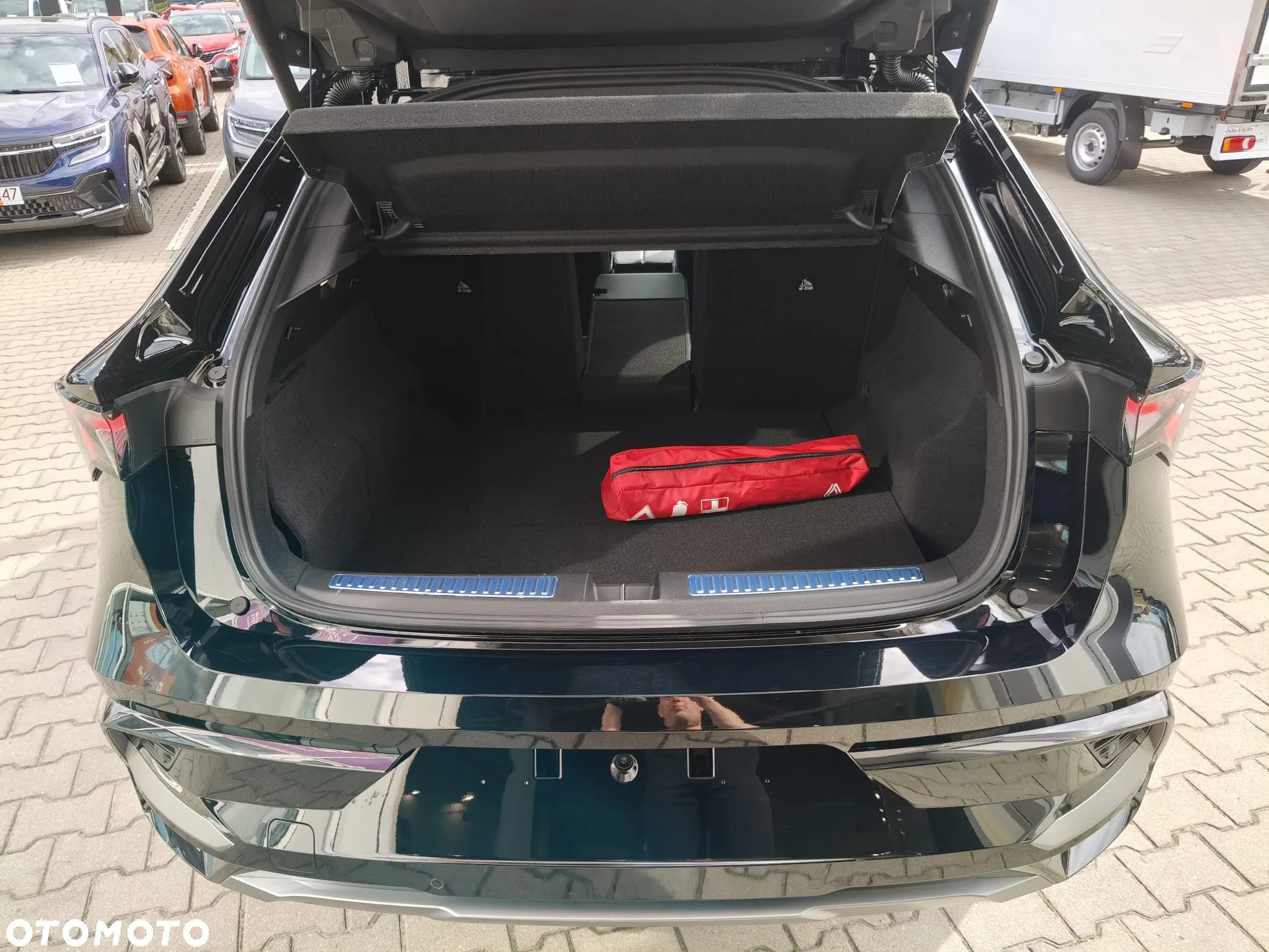 Renault Rafale 1.2 E-Tech Full Hybrid 200 esprit Alpine MMT - 10