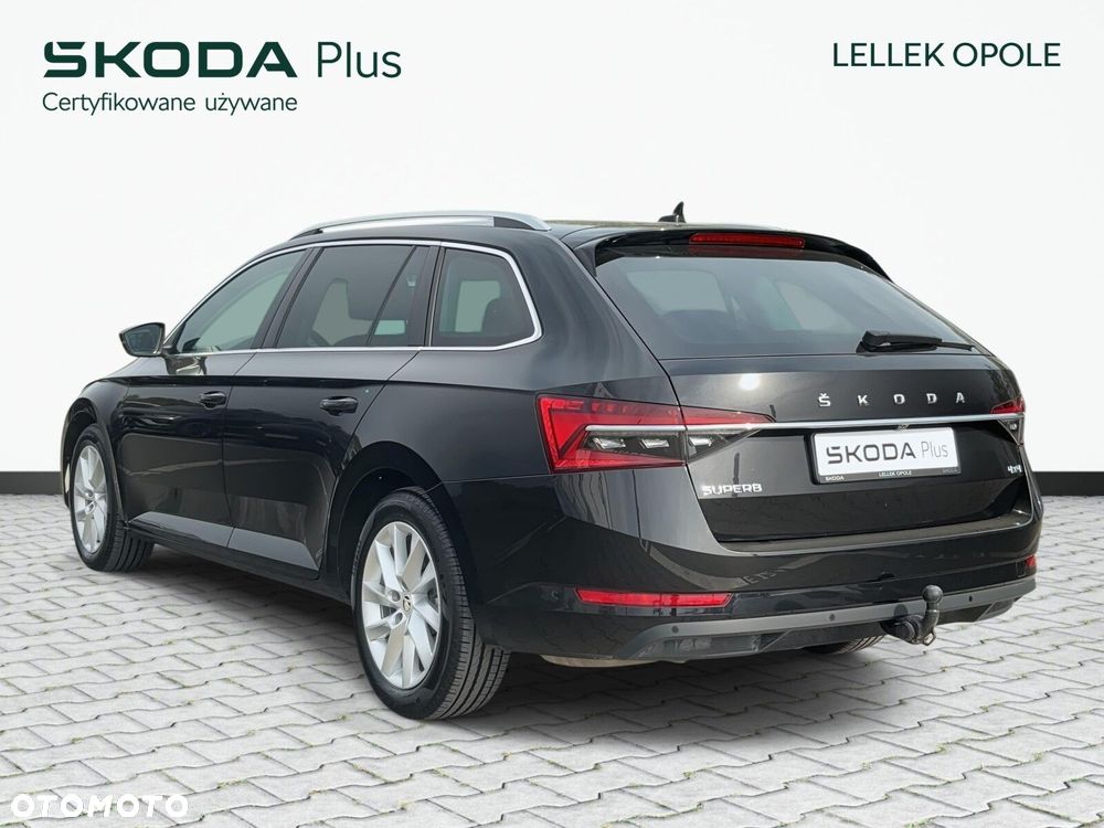 Skoda Superb 2.0 TDI SCR Style DSG - 8