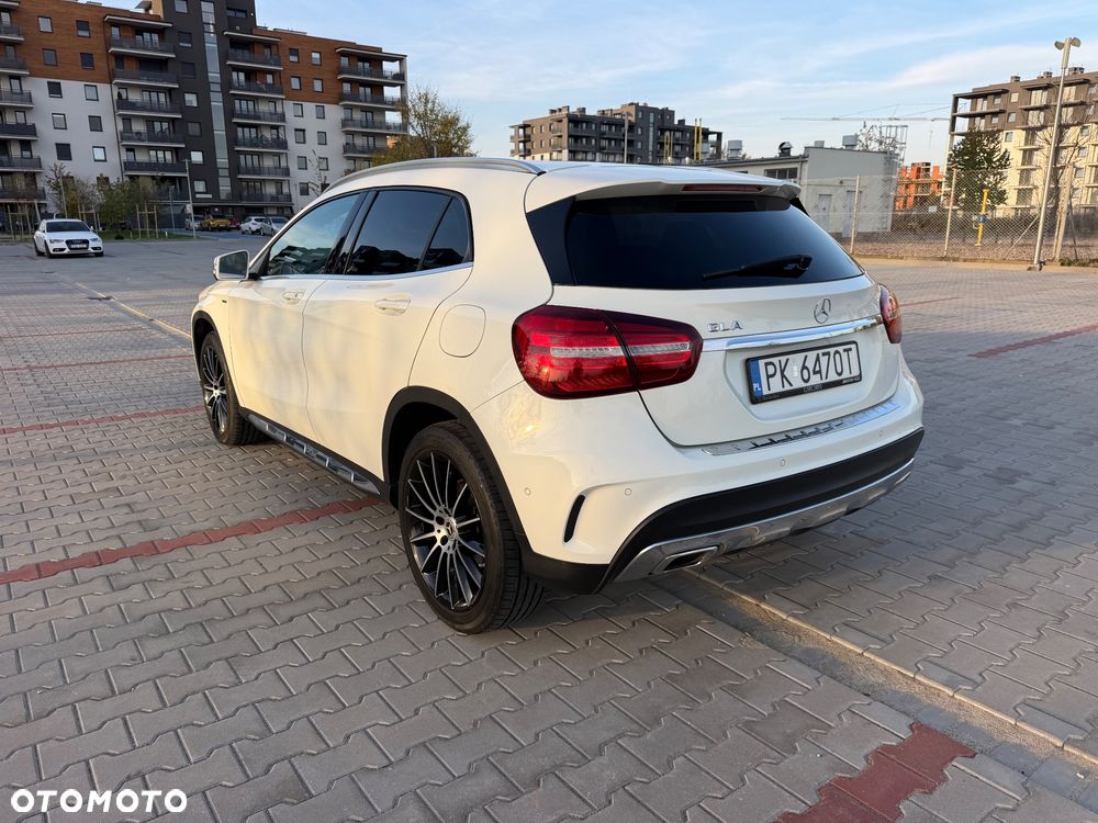 Mercedes-Benz Gla 2016 photo 5