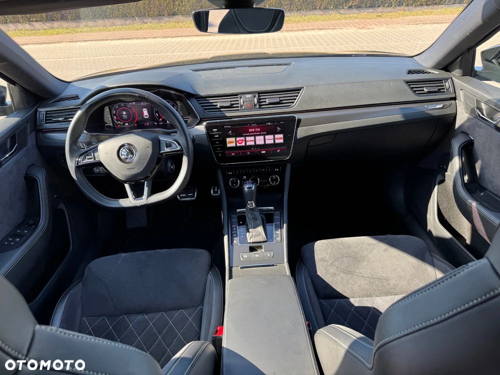 Skoda Superb 2.0 TDI 4x4 DSG Sportline - 18