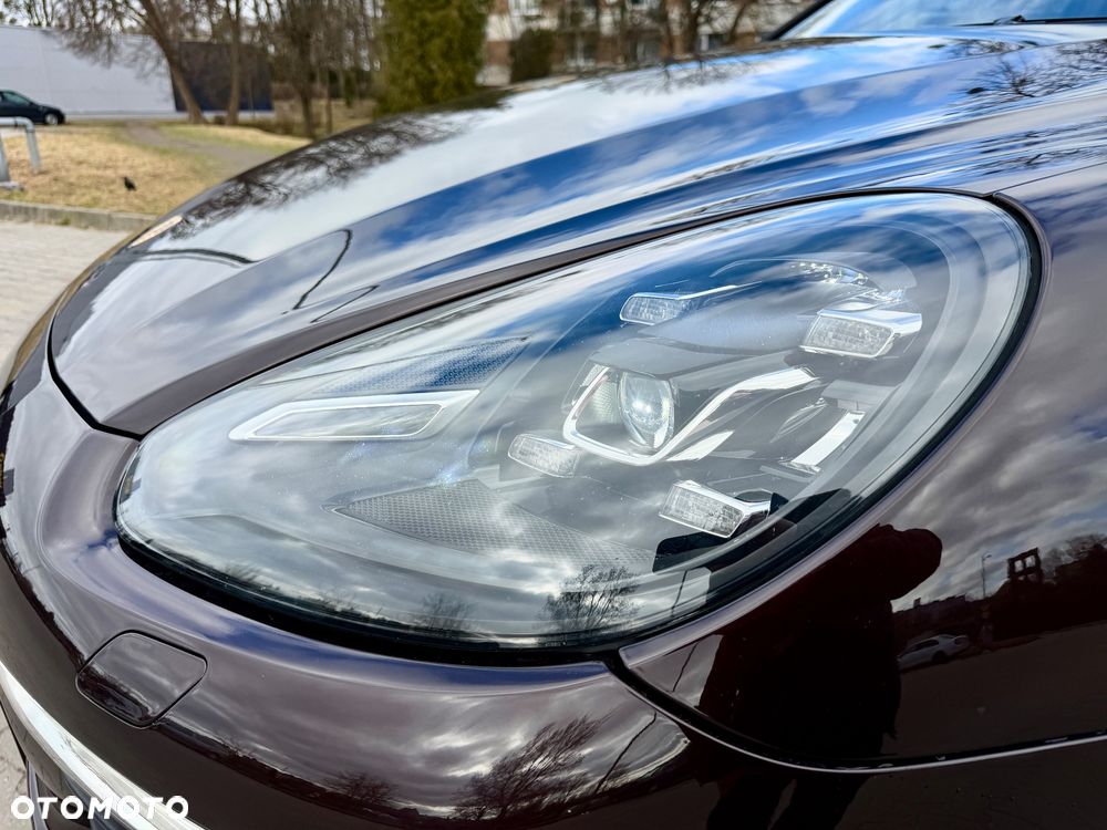 Porsche Cayenne Diesel Platinum Edition - 27