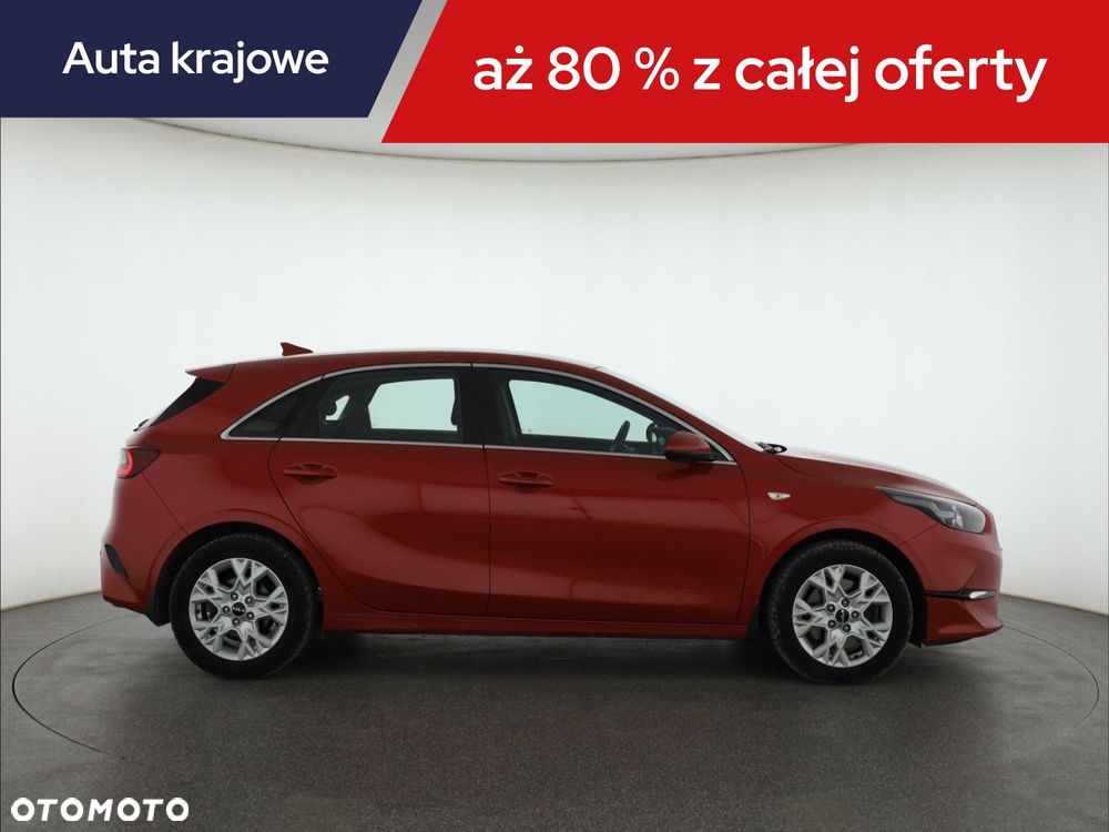 Kia Ceed - 8