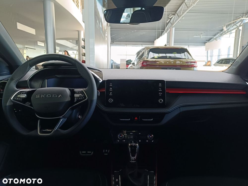 Skoda Fabia 1.5 TSI Monte Carlo DSG - 8