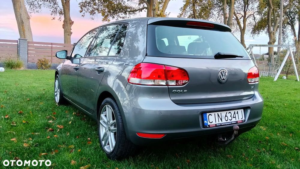 Volkswagen Golf 1.6 Comfortline - 7
