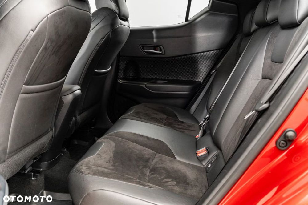 Toyota C-HR Lounge - 22