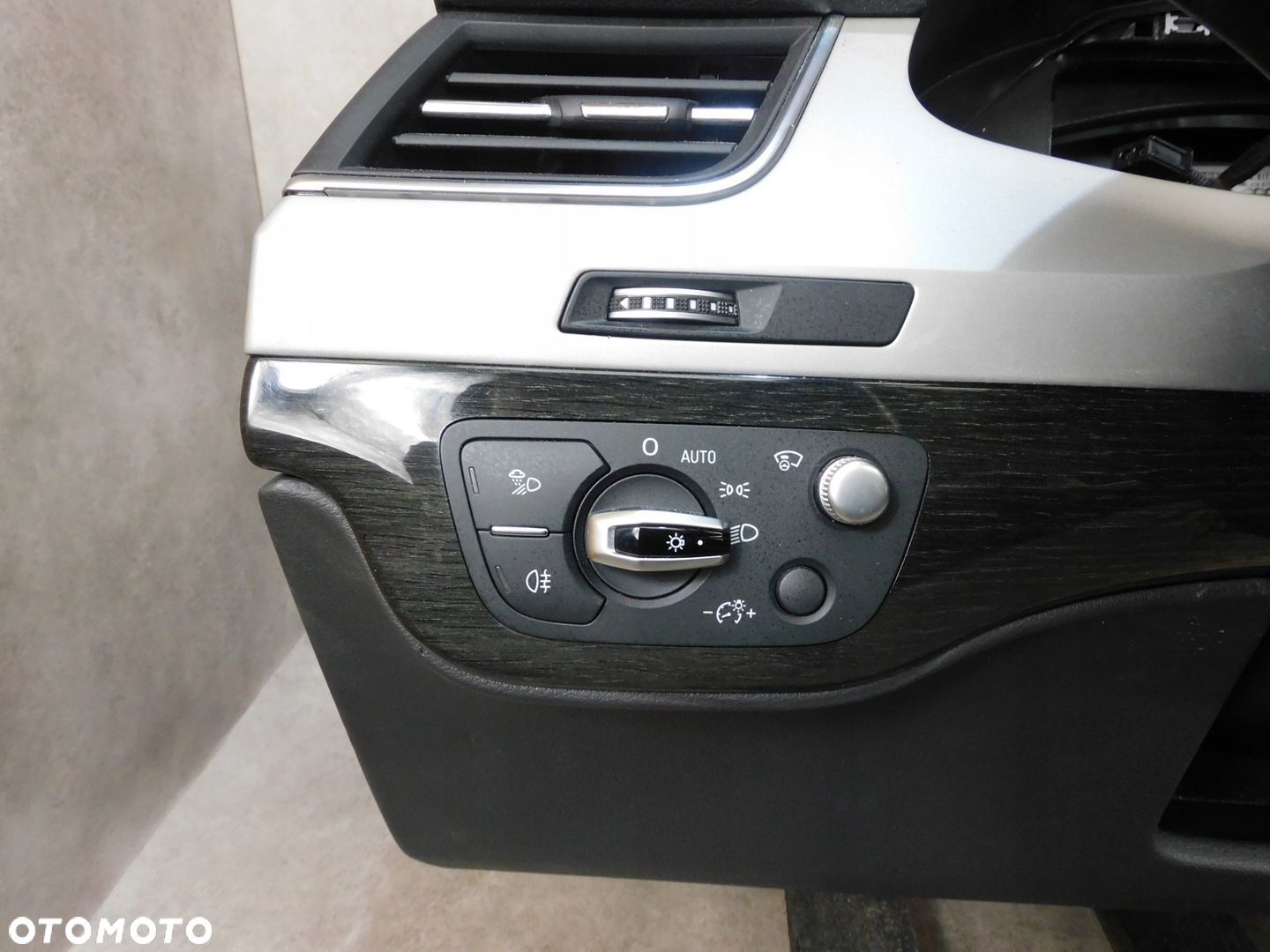 AUDI Q7 4M KONSOLA HUD KOMPLETNA DESKA ROZDZIECZA KOKPIT AIRBAG HEAD UP - 5