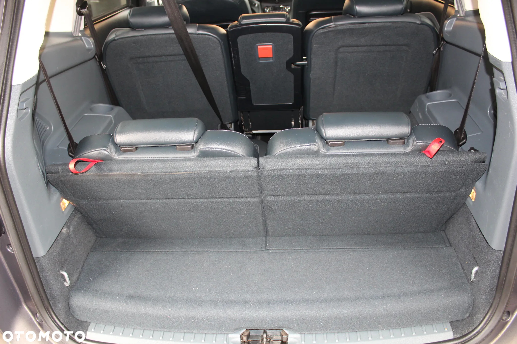 Ford Grand C-MAX - 24