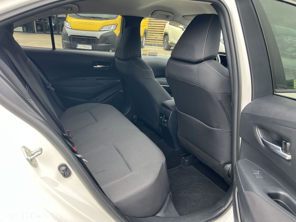 Toyota Corolla - 19