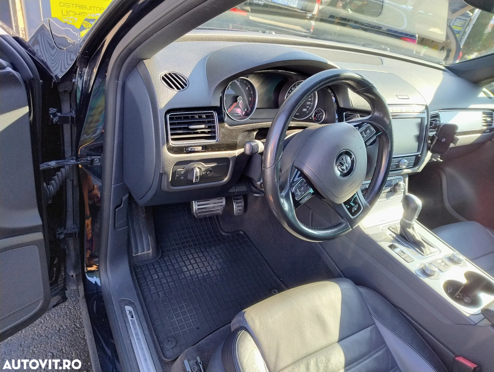 Volkswagen Touareg V6 TDI BMT Supreme Plus - 10