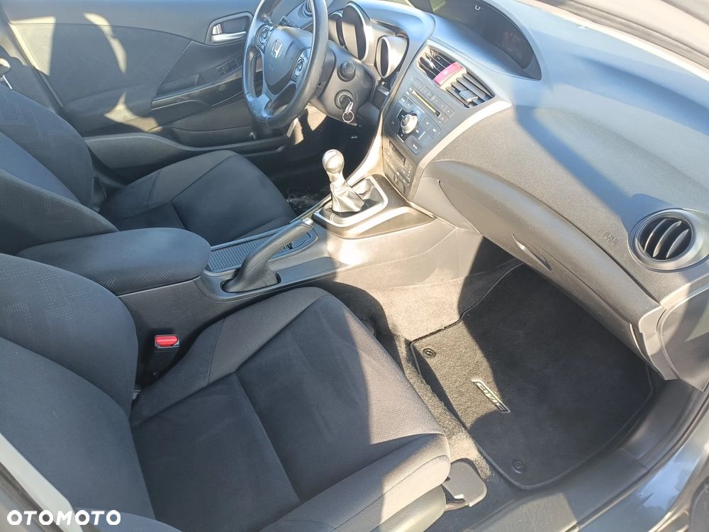 Honda Civic 1.4 i-VTEC Sport - 8