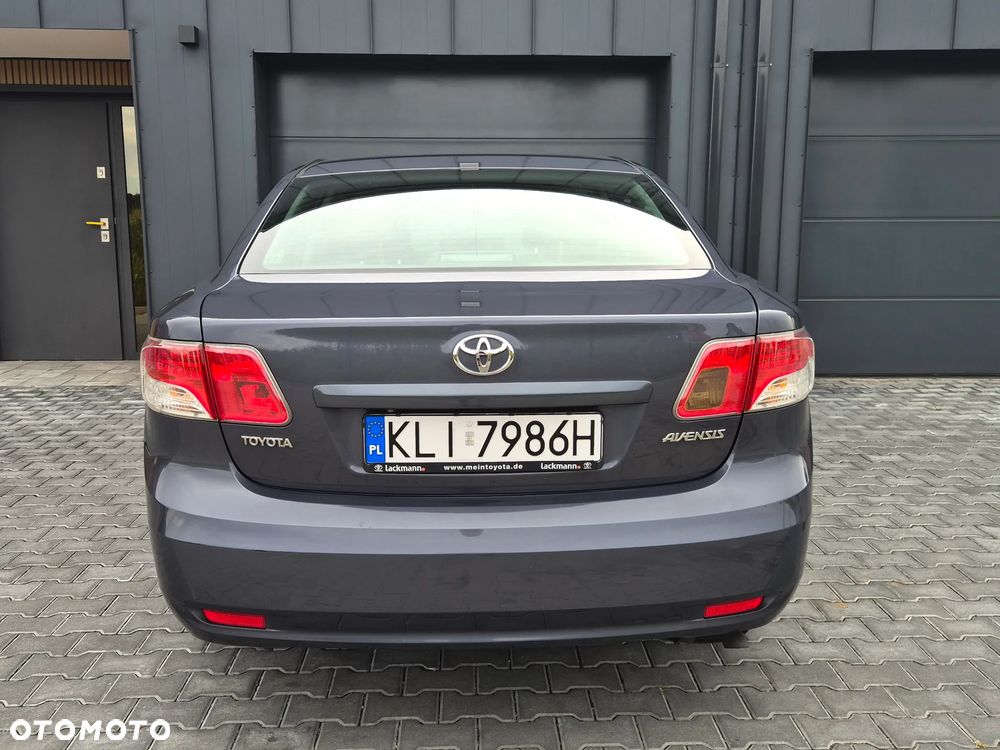 Toyota Avensis 1.8 Premium EU5 - 22