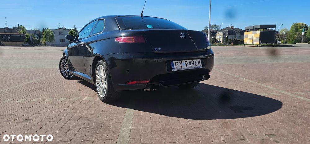 Alfa Romeo GT 1.9JTD 16V Black Line - 10