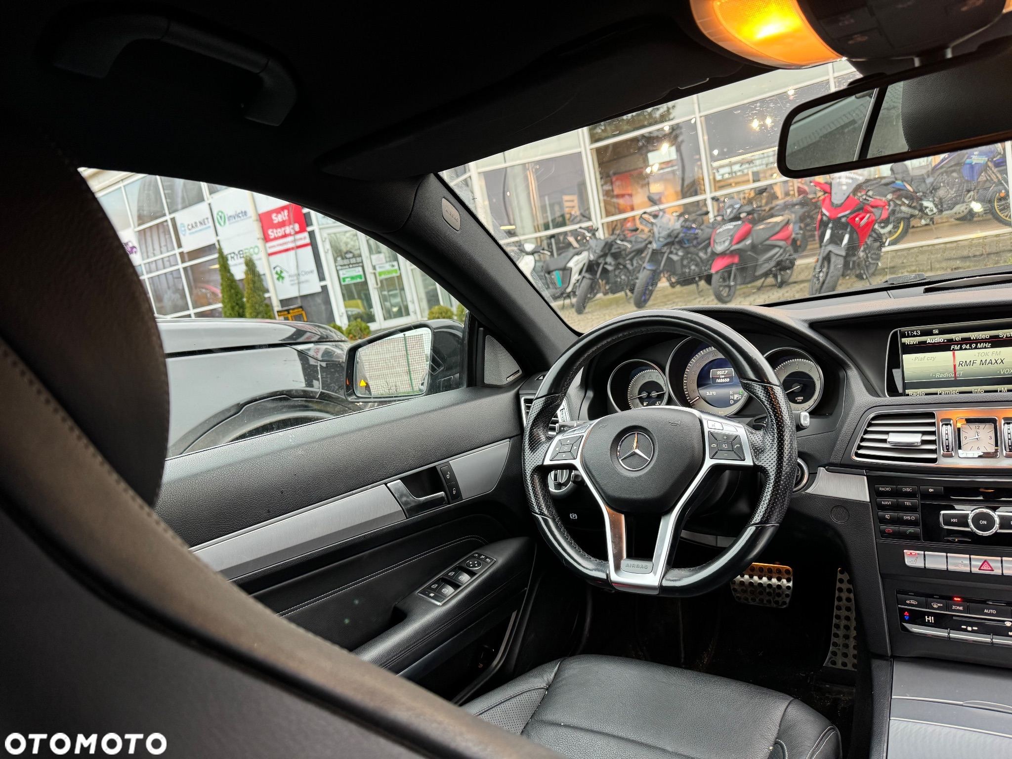 Mercedes-Benz Klasa E 250 - 10