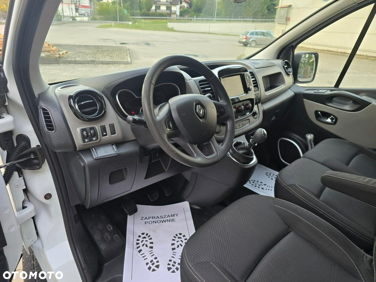 Renault Trafic - 19