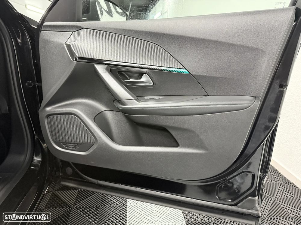 Peugeot 2008 PureTech 100 Allure - 13