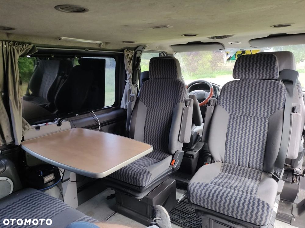 Ford Transit - 13