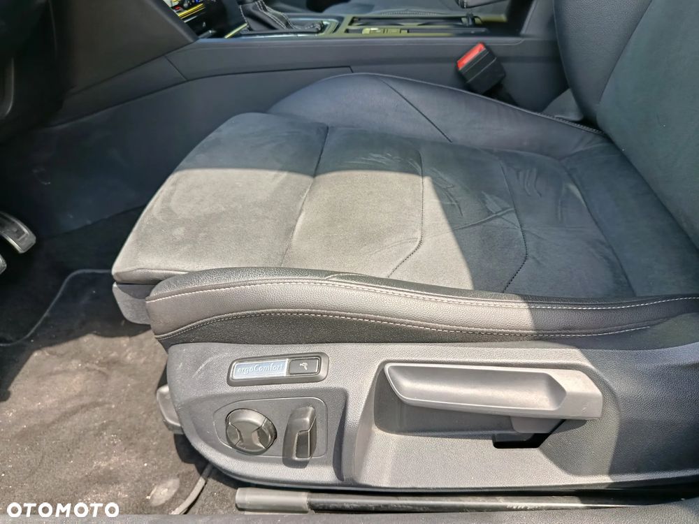 Volkswagen Arteon 2.0 TDI 4Motion R-Line DSG - 11
