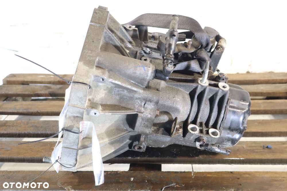 SKRZYNIA BIEGÓW 5 BIEGOWA SUZUKI SX4 I 1.6 79J0 - 3