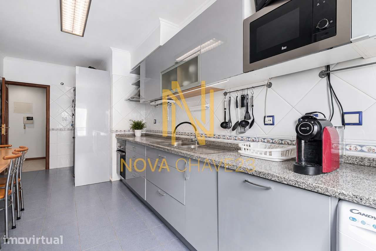 Apartamento T2 com Suíte remodelado nas Campinas – 117,75 m² - Grande imagem: 2/32