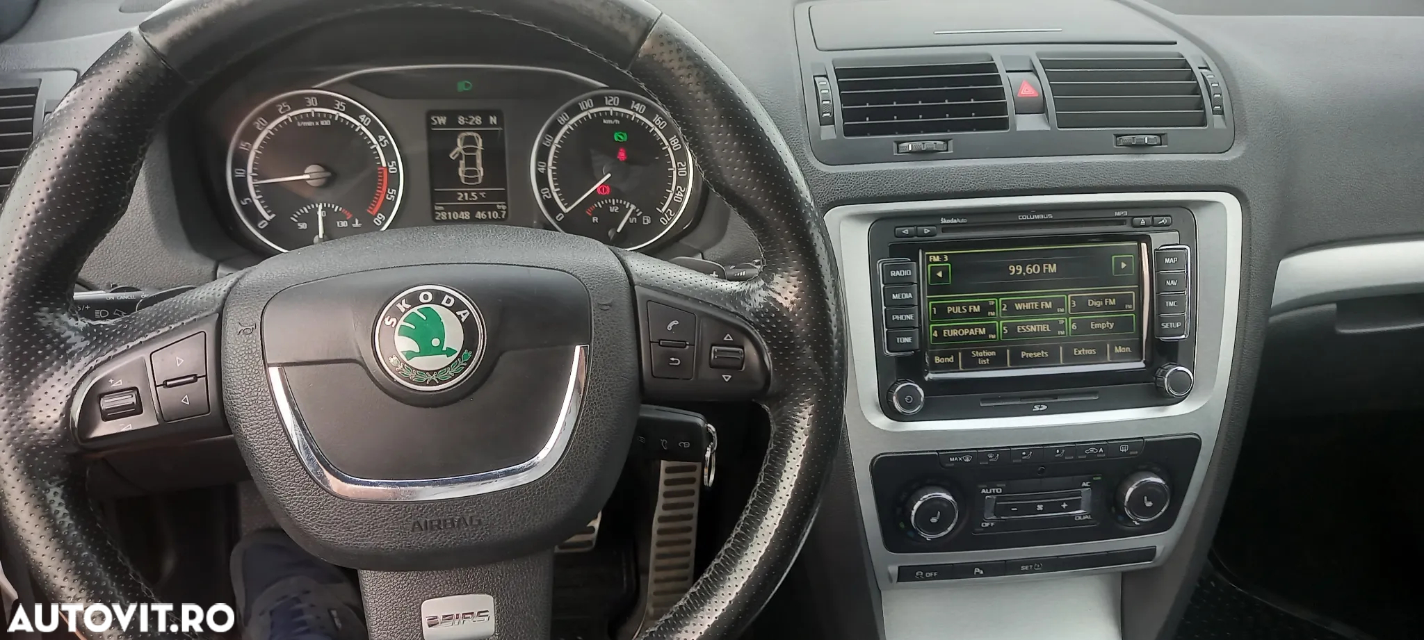 Skoda Octavia 2.0 TDI RS DSG - 10