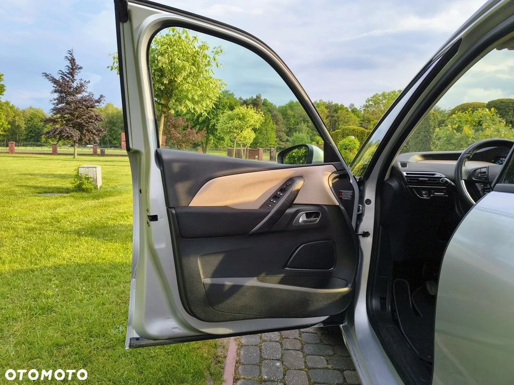 Citroën C4 Grand Picasso e-HDi 115 Exclusive - 10