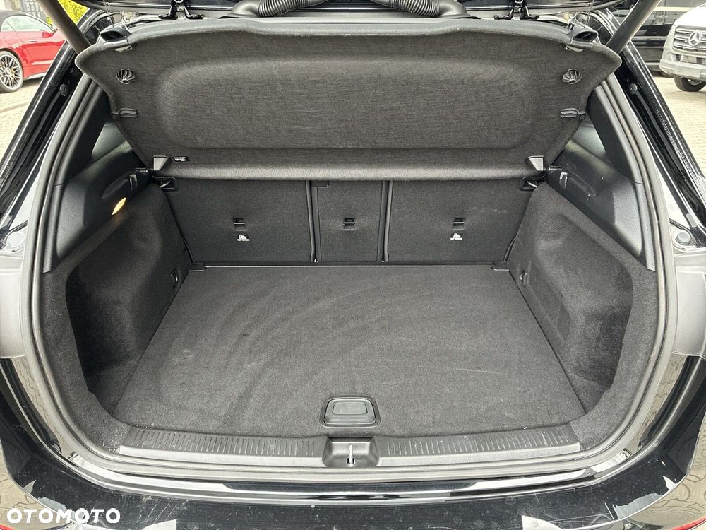 Mercedes-Benz Klasa B 200 AMG Line 7G-DCT - 24
