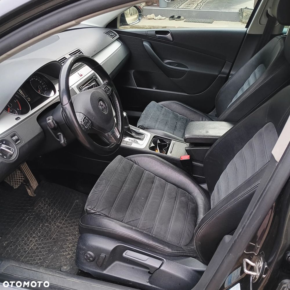 Volkswagen Passat 2.0 TDI DPF Comfortline DSG - 10