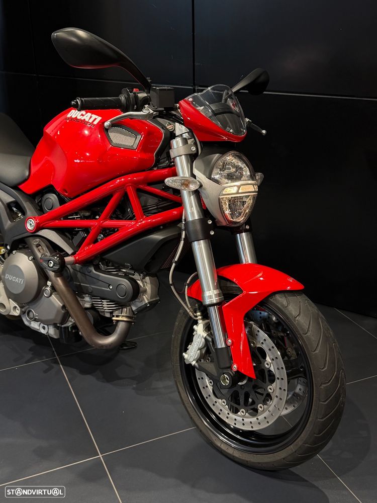 Ducati Monster 696+ ABS - 3