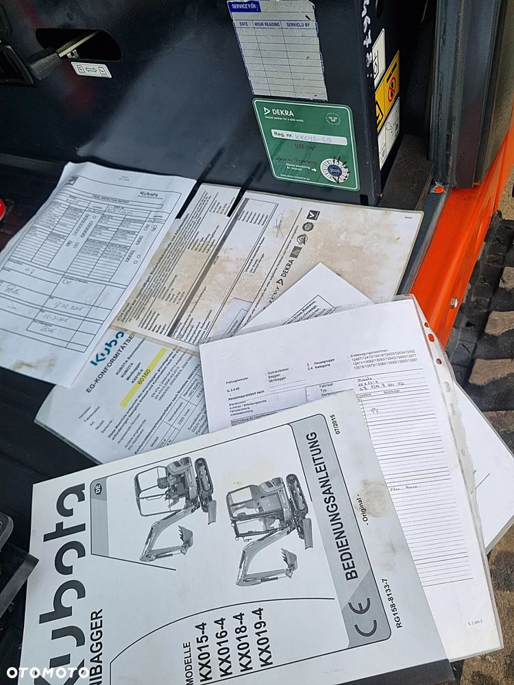 Kubota KX016-4 Koparka Gąsienicowa 2 tony. DEKRA aktualna do 2026r. Rozsuwane Hydr. podwozie! Sprowadzona z Norwegii! Zero luzów i wycieków. Maszyna jak Nowa z Salonu! 2017rok. Pełna Dokumentacja. Gąsienice bez zużycia! Łyżka Skarpowa Nowa! Szybkozłącze! Okazja Tanio! Dodatkowa Linia Hydr. na młot i wiertnice - 6