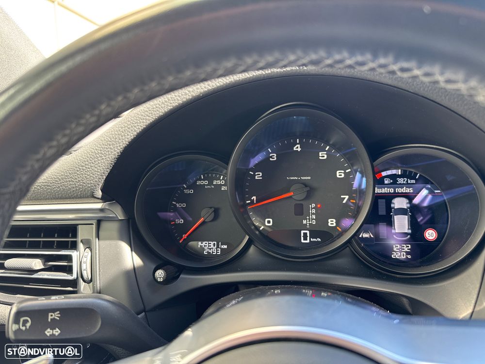 Porsche Macan - 38