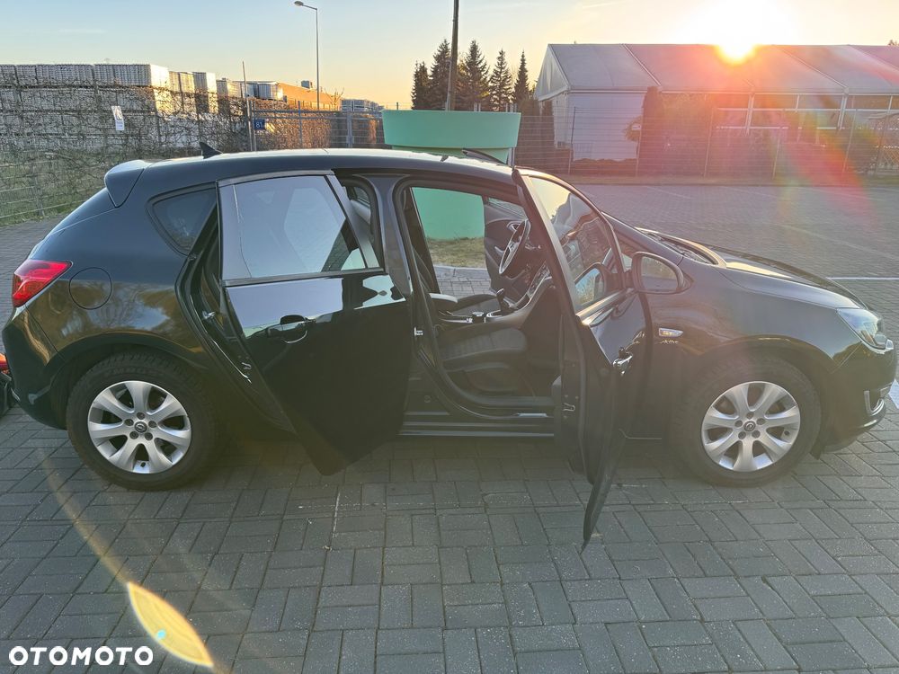 Opel Astra 1.4 Turbo Active - 19