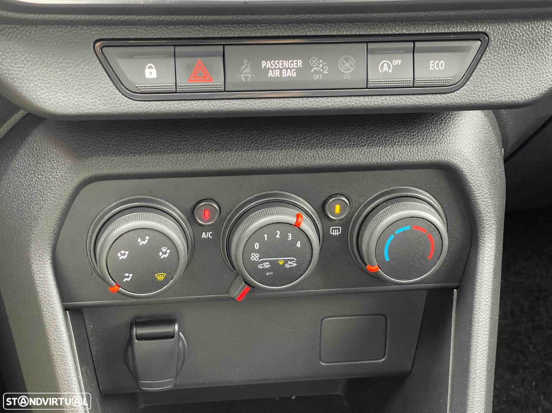 Dacia Sandero 1.0 ECO-G Essential Bi-Fuel - 46