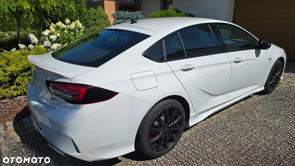 Opel Insignia 2.0 T 4x4 GSi + S&S - 6