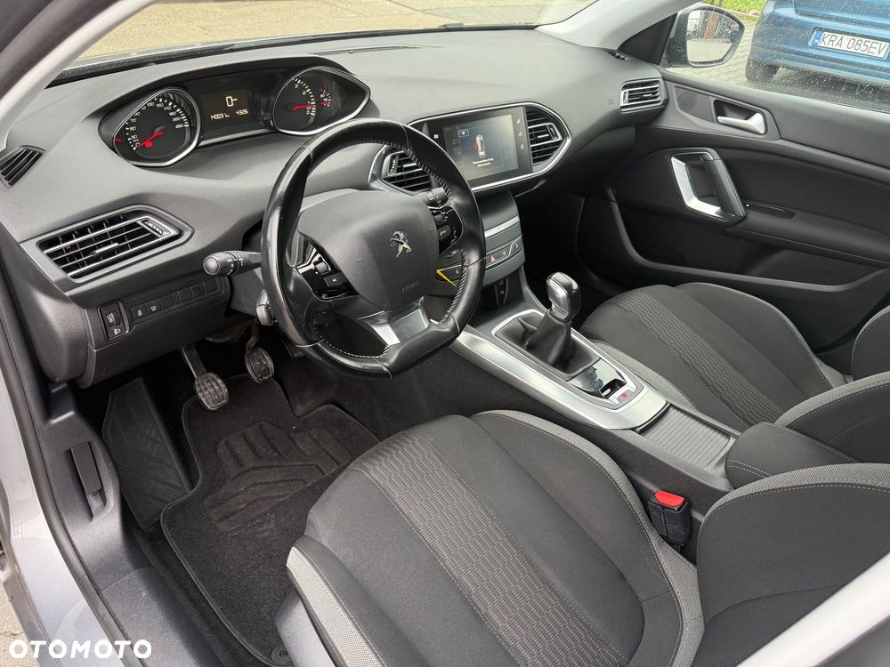 Peugeot 308 1.2 PureTech Access S&S - 9