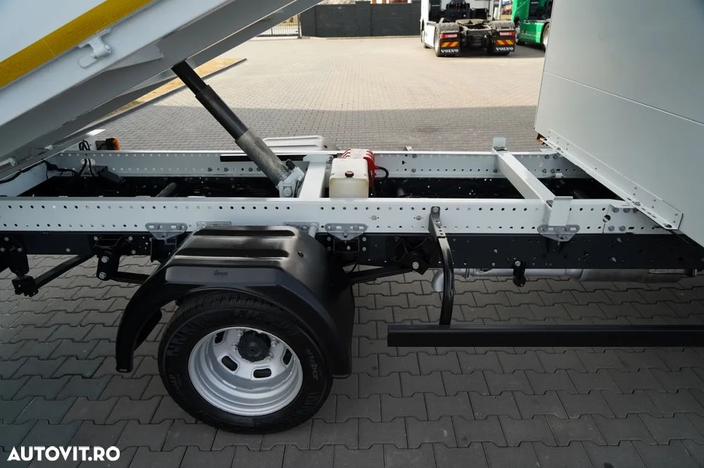 Iveco DAILY 35-150 / BASCULATOR SPATE / DUBLU / MANUAL / - 10