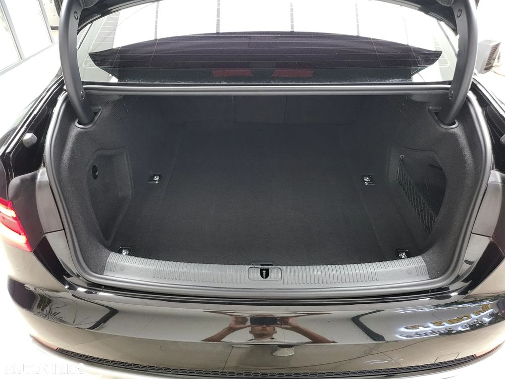 Audi A4 35 TDI S tronic sport - 17