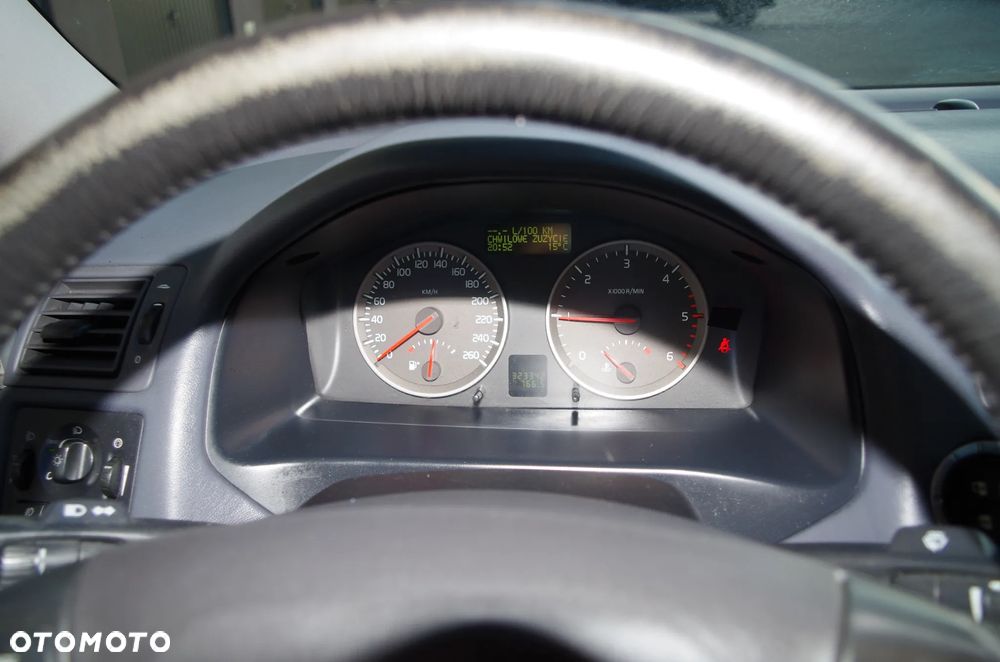 Volvo S40 2.0D Momentum - 17