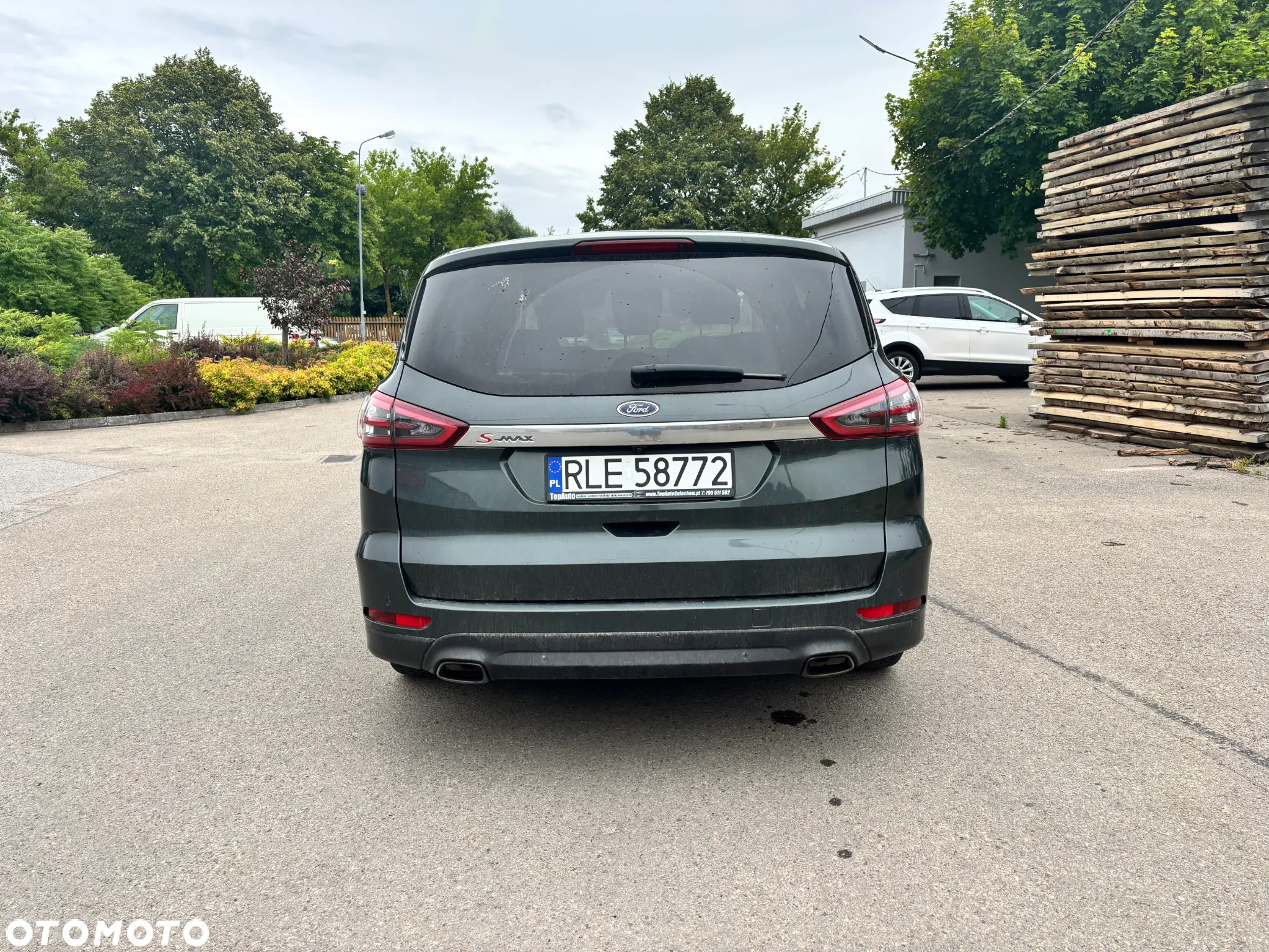 Ford S-Max - 9