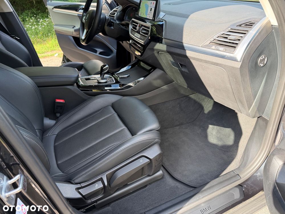 BMW X3 xDrive30e - 28
