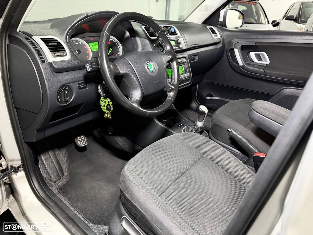 Skoda Fabia 1.2 HTP Sport - 15