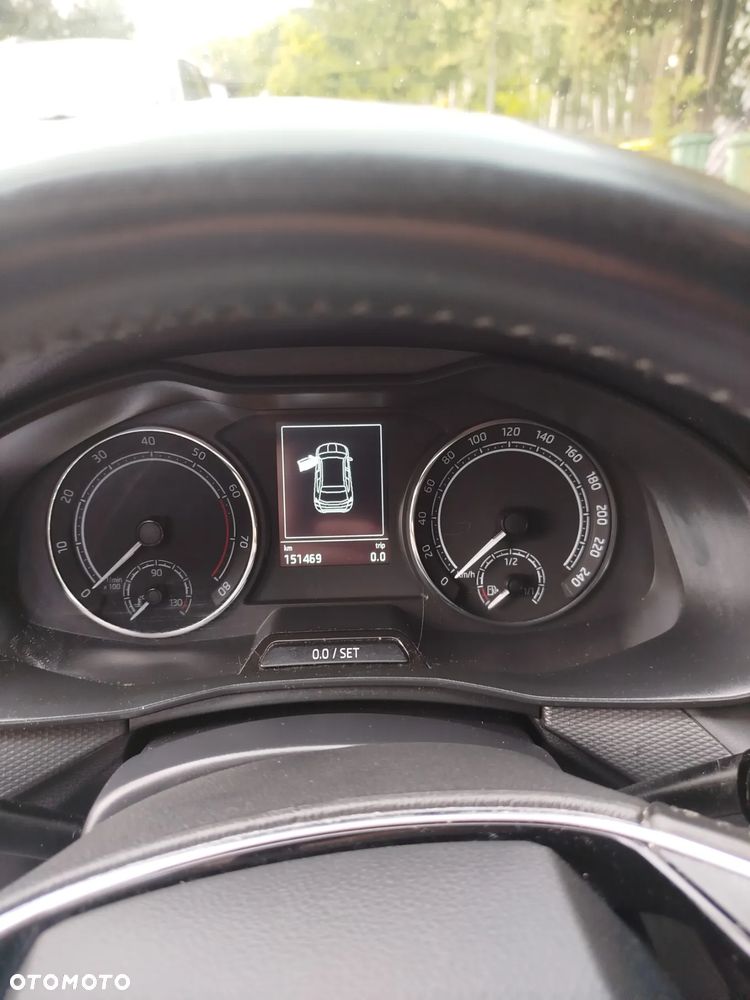Skoda Kamiq 1.5 TSI Ambition - 8