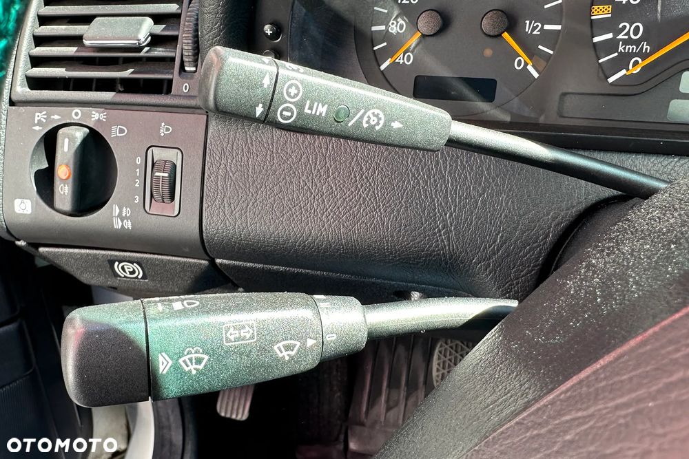 Mercedes-Benz Klasa C - 22