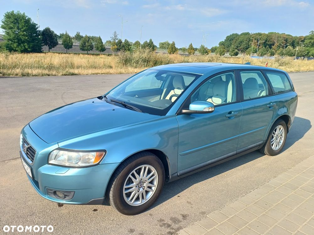 Volvo V50 2008 photo 2