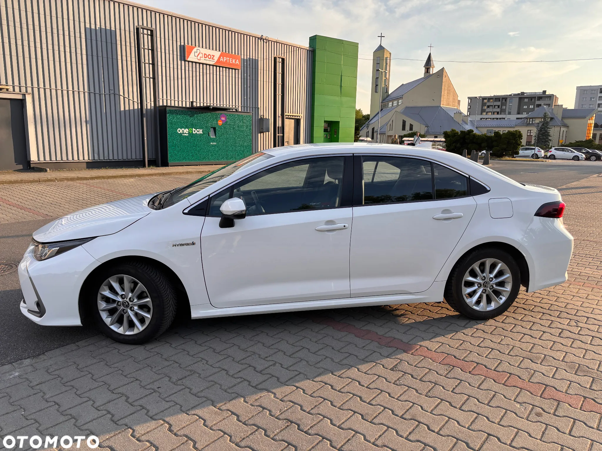 Toyota Corolla 1.8 Hybrid Comfort - 2