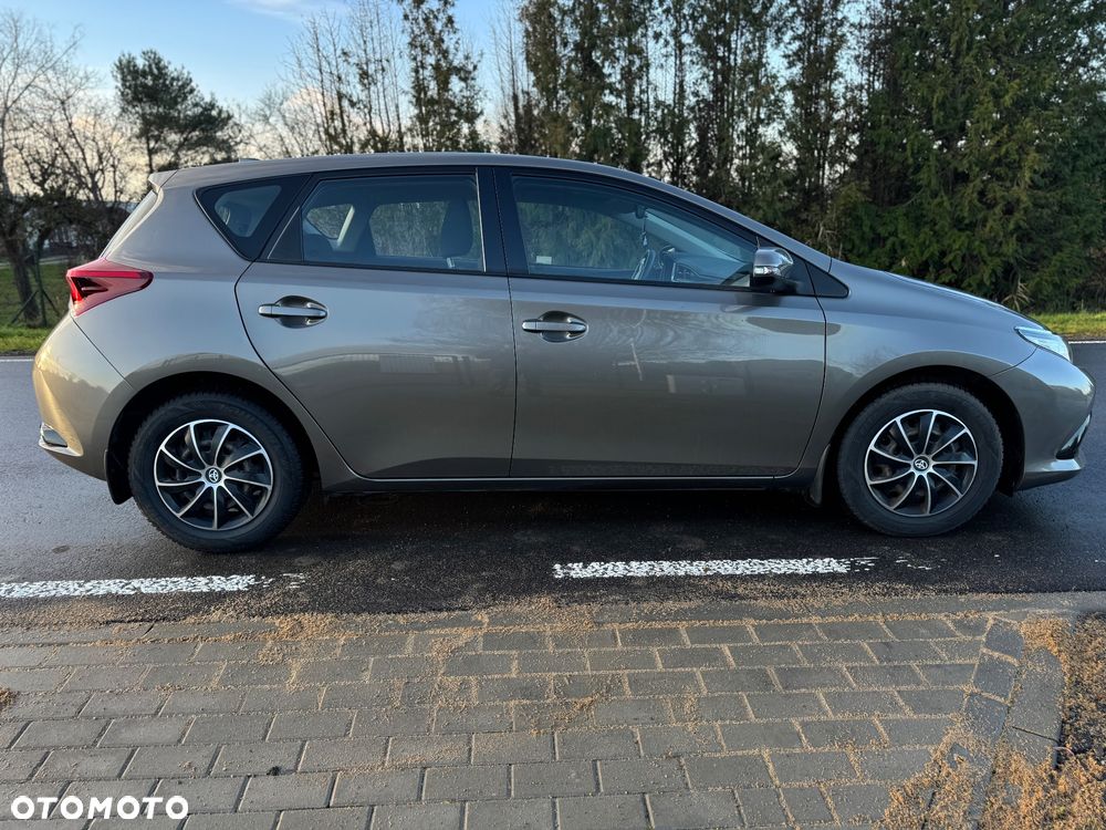 Toyota Auris 1.33 VVT-i Comfort - 6