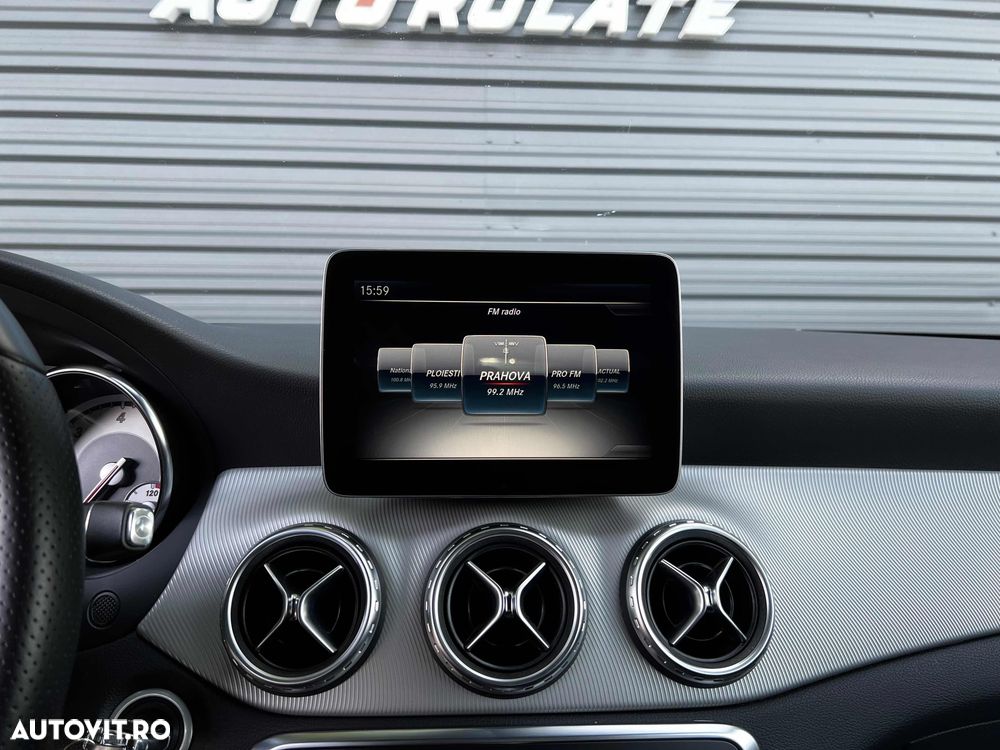 Mercedes-Benz GLA 220 d 4MATIC 7G-DCT Style - 19