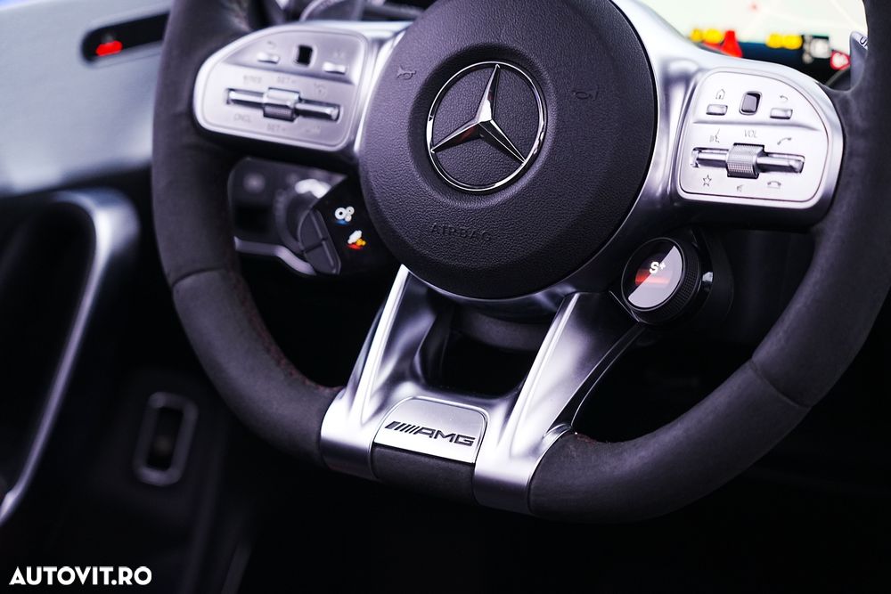 Mercedes-Benz CLA AMG 35 4Matic AMG Speedshift 7G-DCT - 7